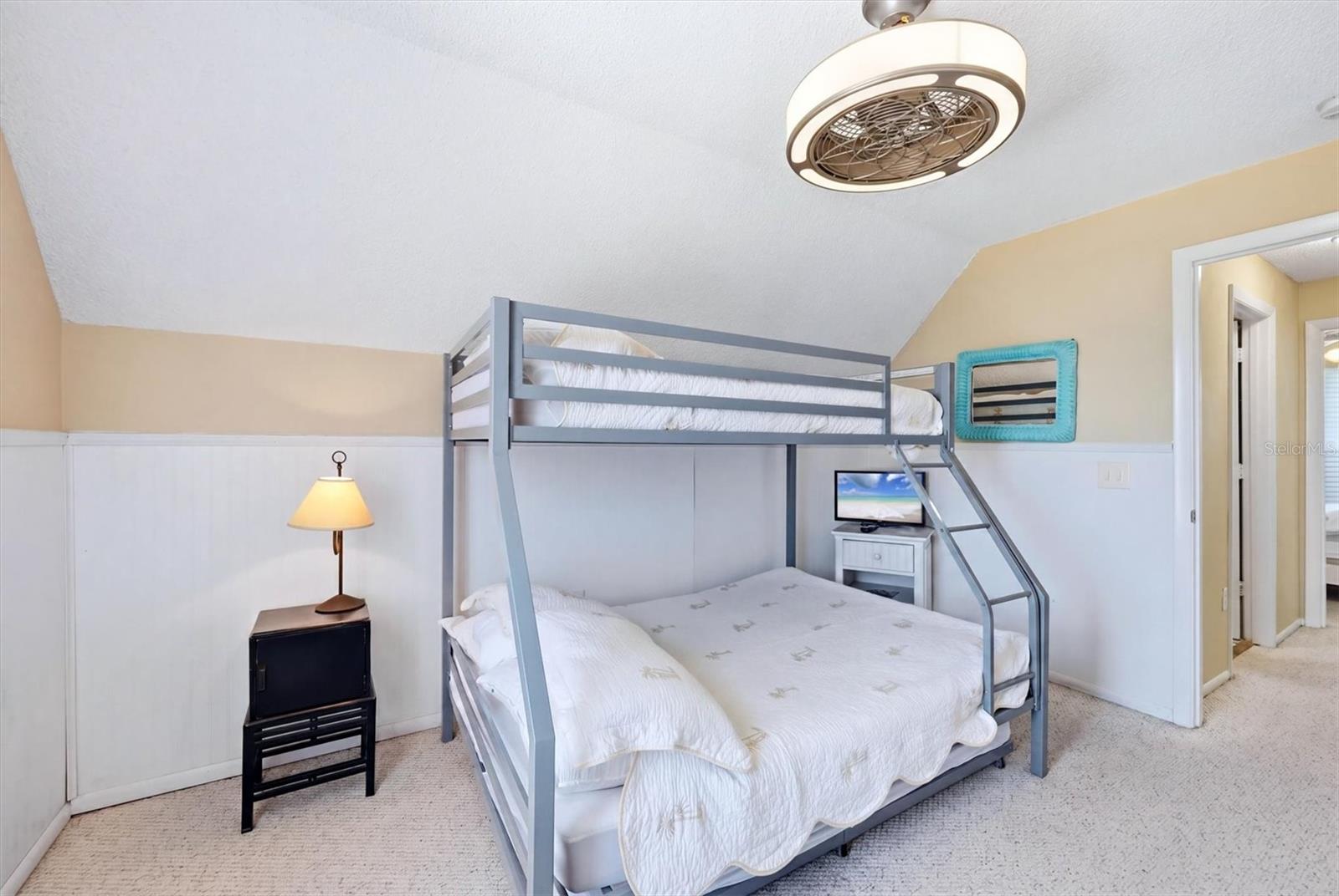 6325 GULF DR, HOLMES BEACH, FL, 34217