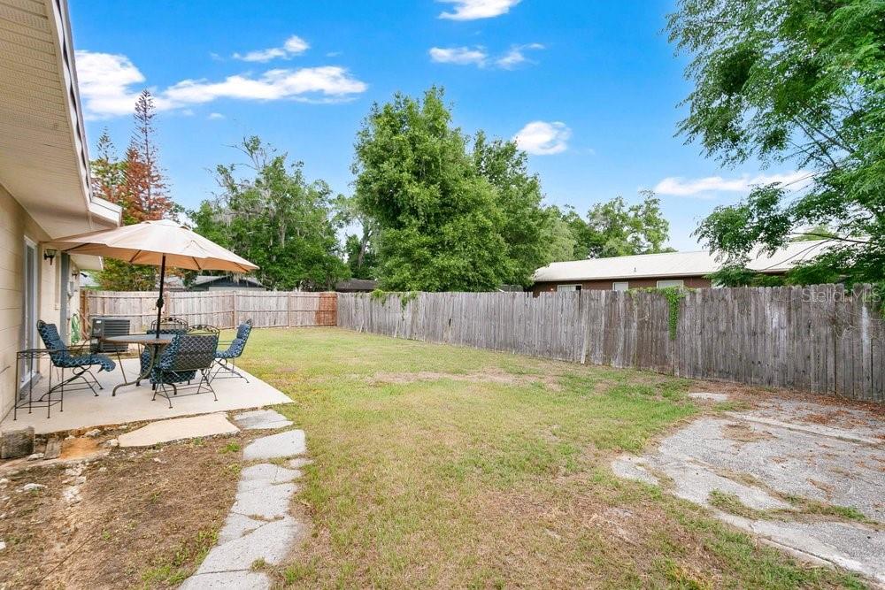 5827 FLORI LN, ORLANDO, FL, 32808