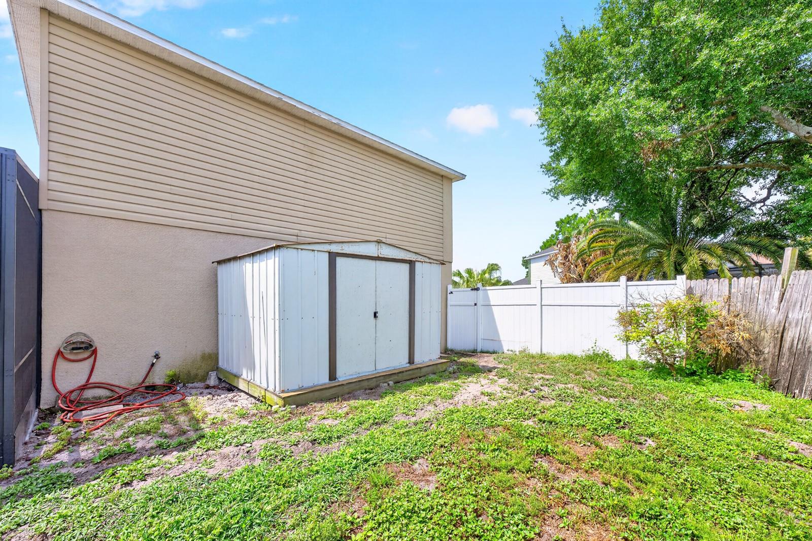 111 CARMEL BAY DR, SANFORD, FL, 32771