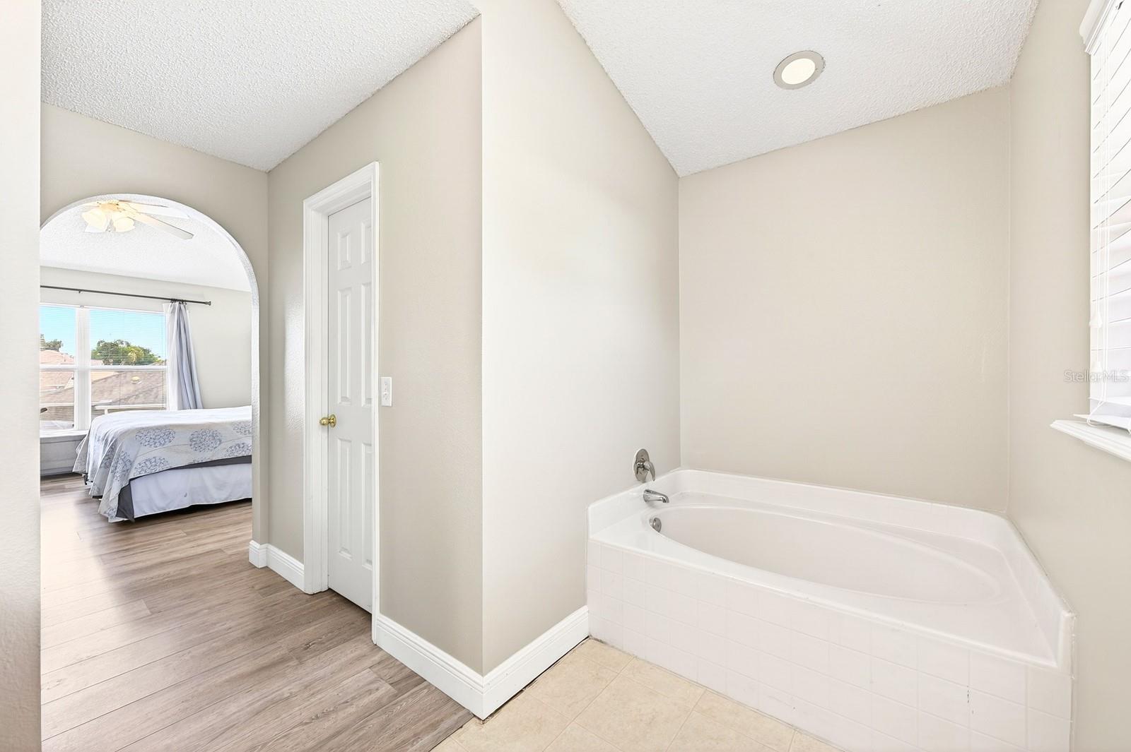 111 CARMEL BAY DR, SANFORD, FL, 32771