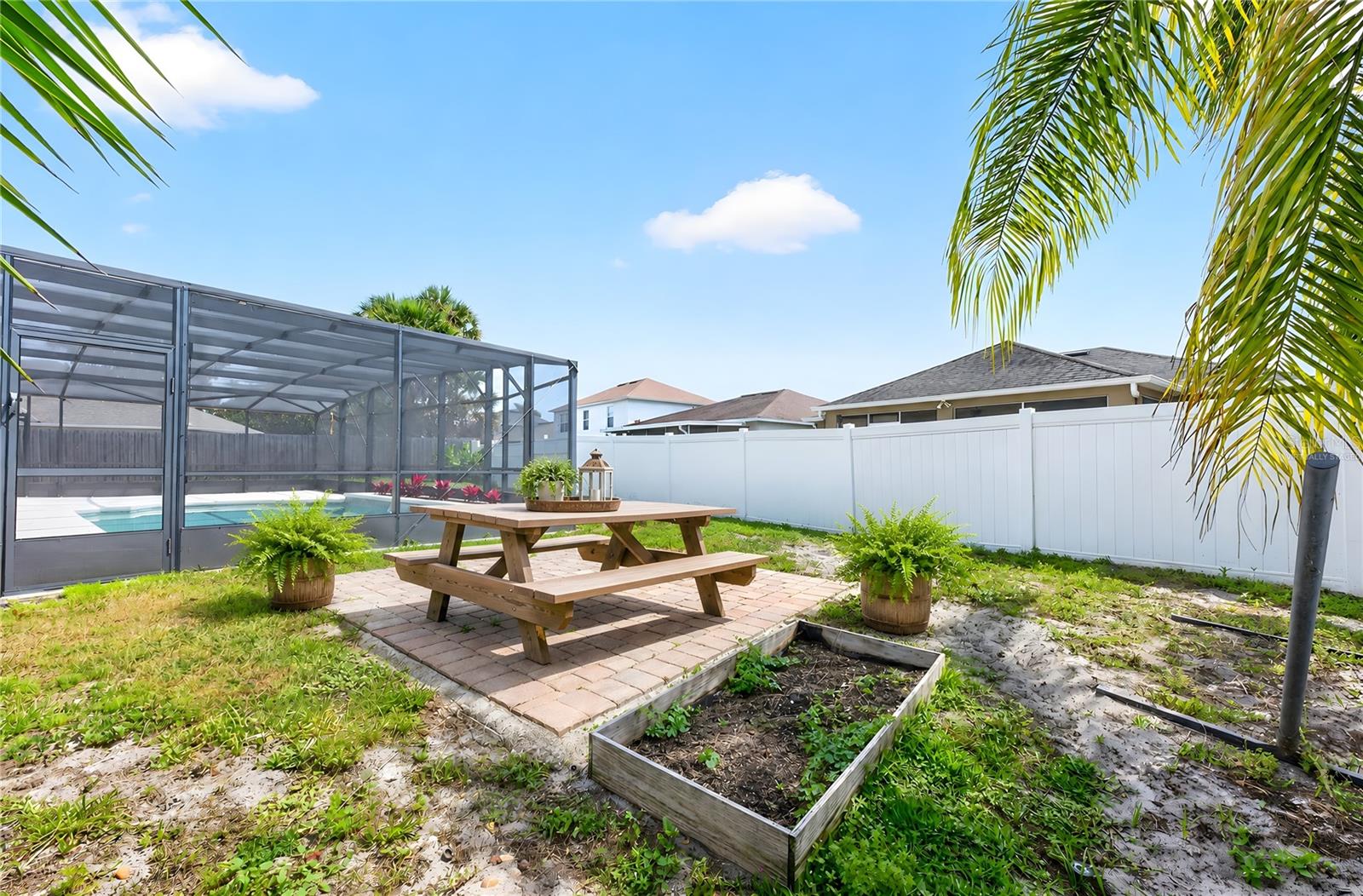 111 CARMEL BAY DR, SANFORD, FL, 32771