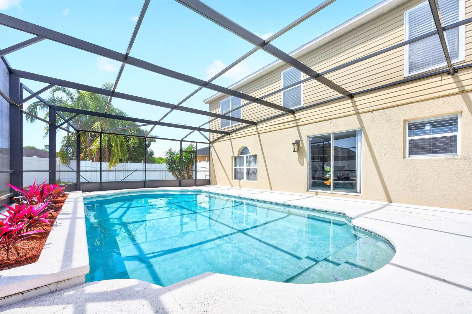 111 CARMEL BAY DR, SANFORD, FL, 32771