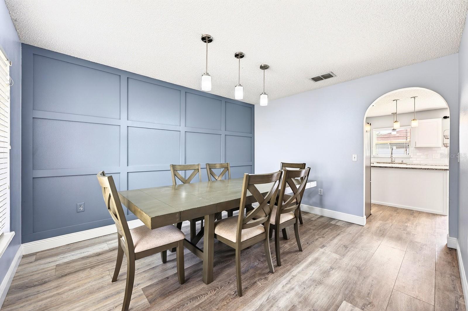 111 CARMEL BAY DR, SANFORD, FL, 32771