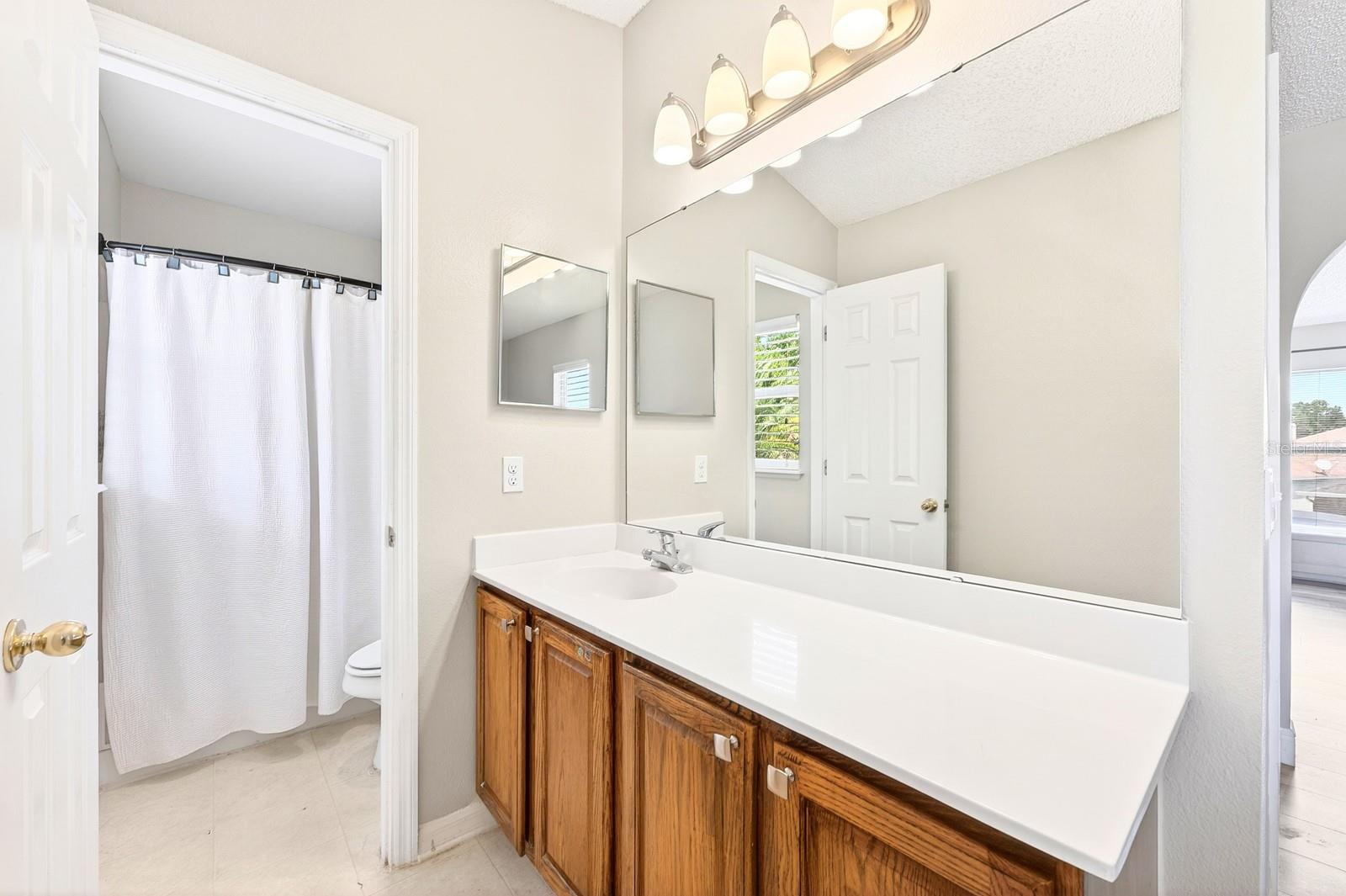 111 CARMEL BAY DR, SANFORD, FL, 32771