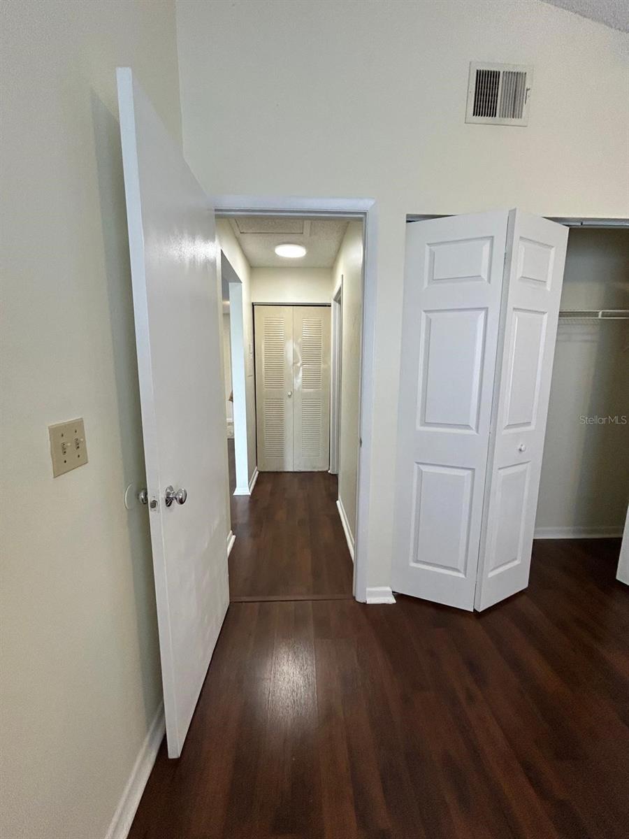 2556 WOODGATE BLVD #203, ORLANDO, FL, 32822