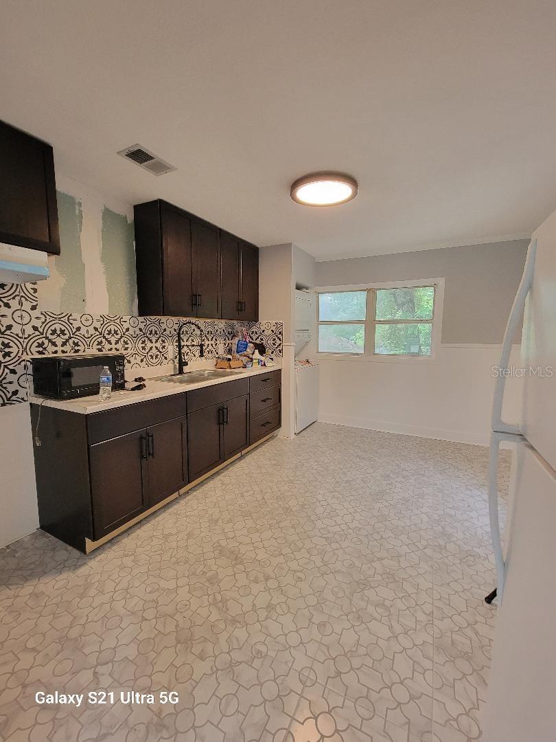16 S PRIMROSE DR, ORLANDO, FL, 32803
