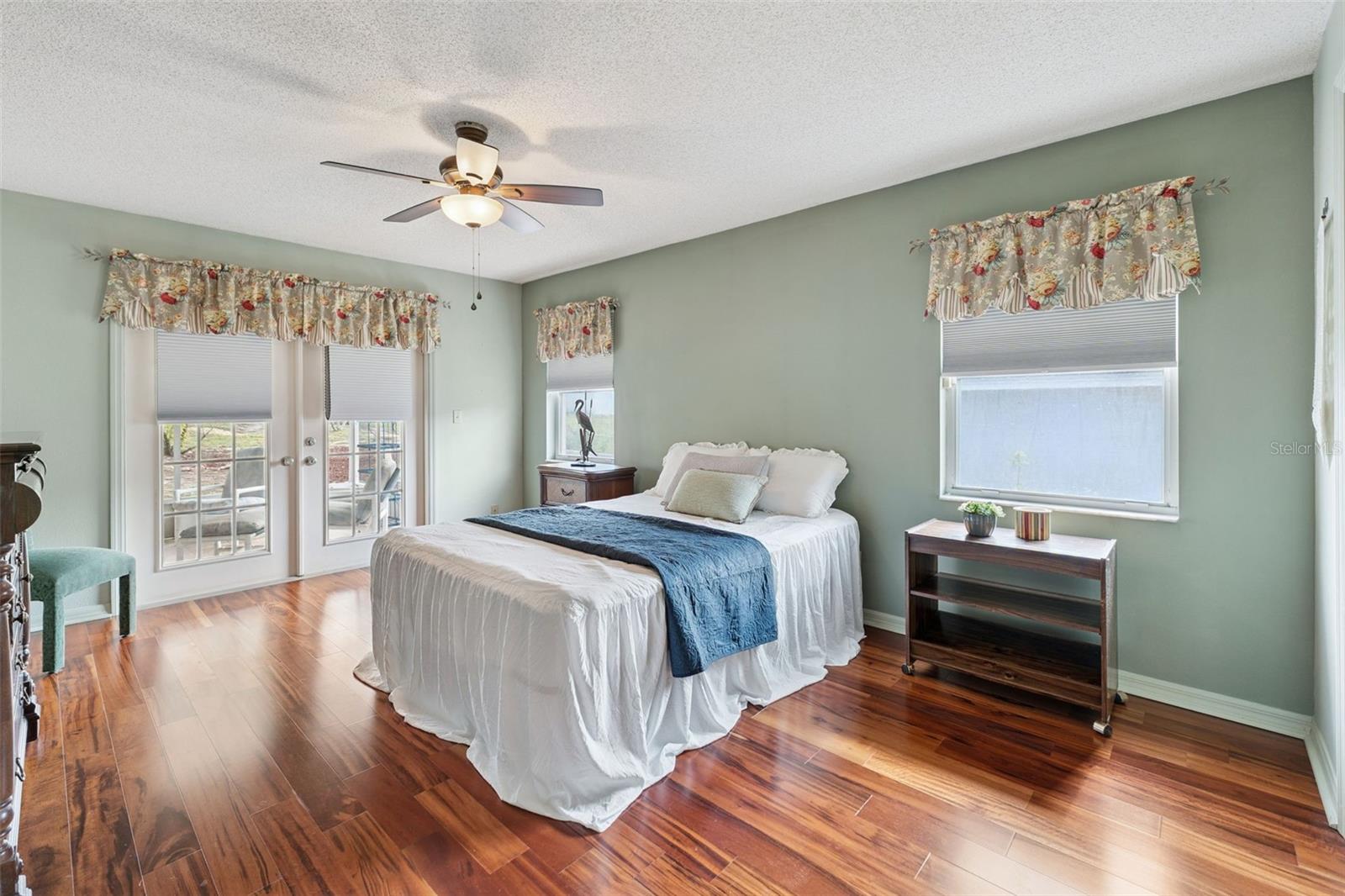 933 DEVONSHIRE WAY, LAKE WALES, FL, 33853