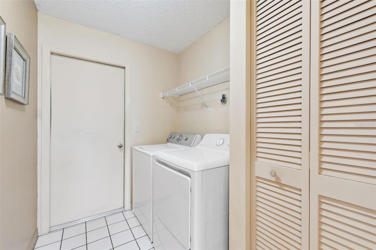 933 DEVONSHIRE WAY, LAKE WALES, FL, 33853