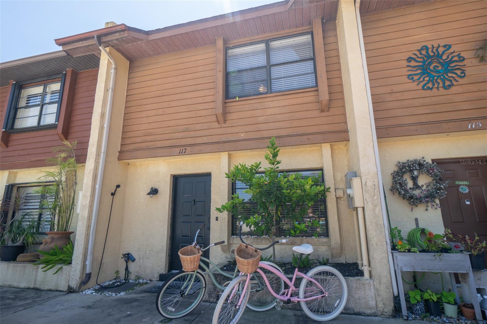 117 HARBOR DR, CAPE CANAVERAL, FL, 32920