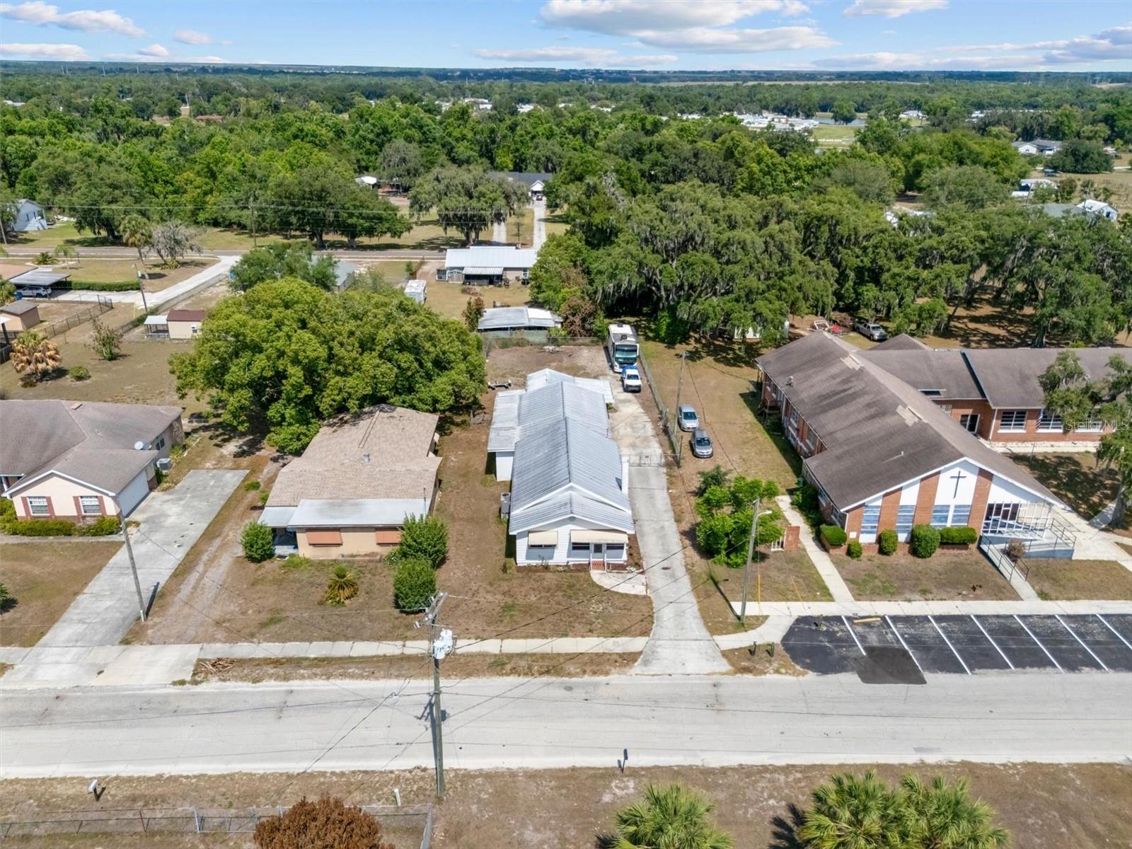 207 S PERRY AVE, FORT MEADE, FL, 33841