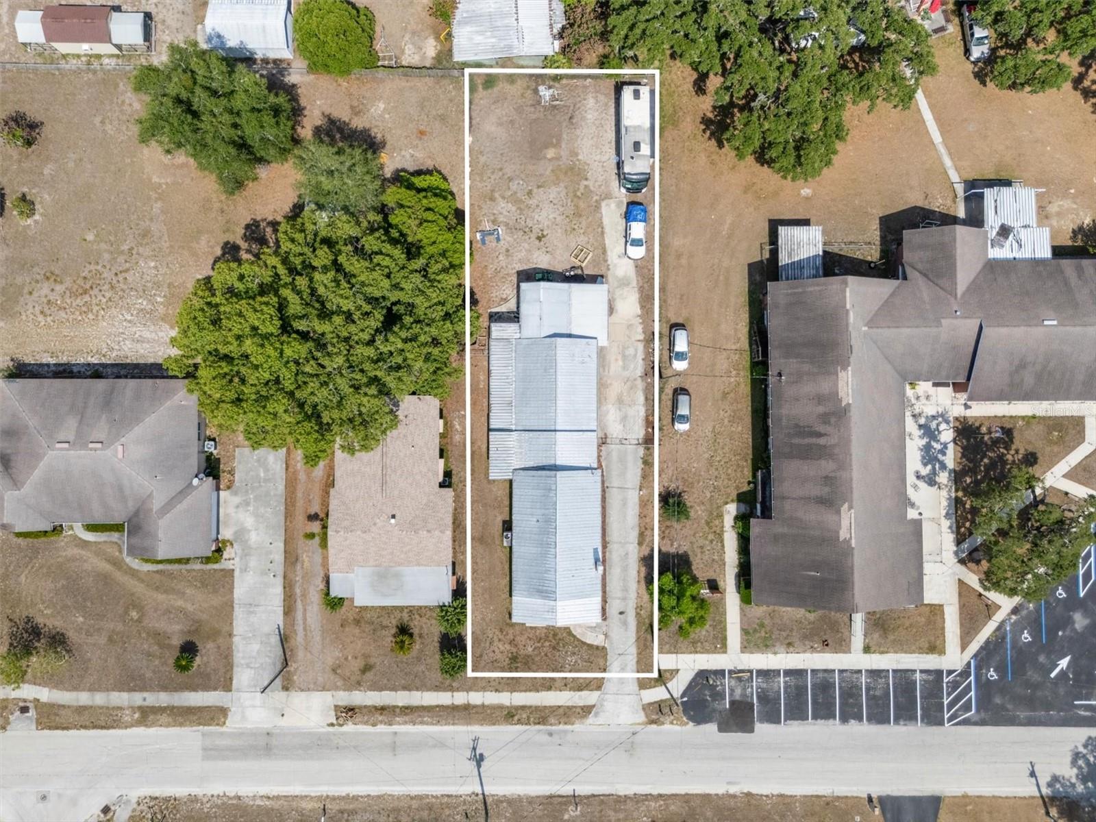 207 S PERRY AVE, FORT MEADE, FL, 33841