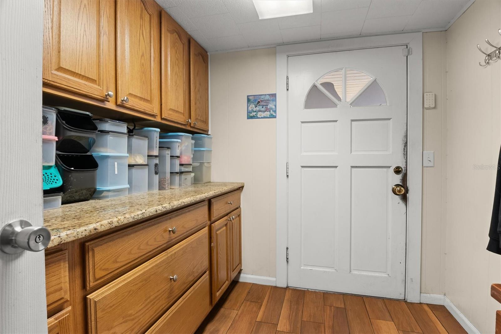 207 S PERRY AVE, FORT MEADE, FL, 33841