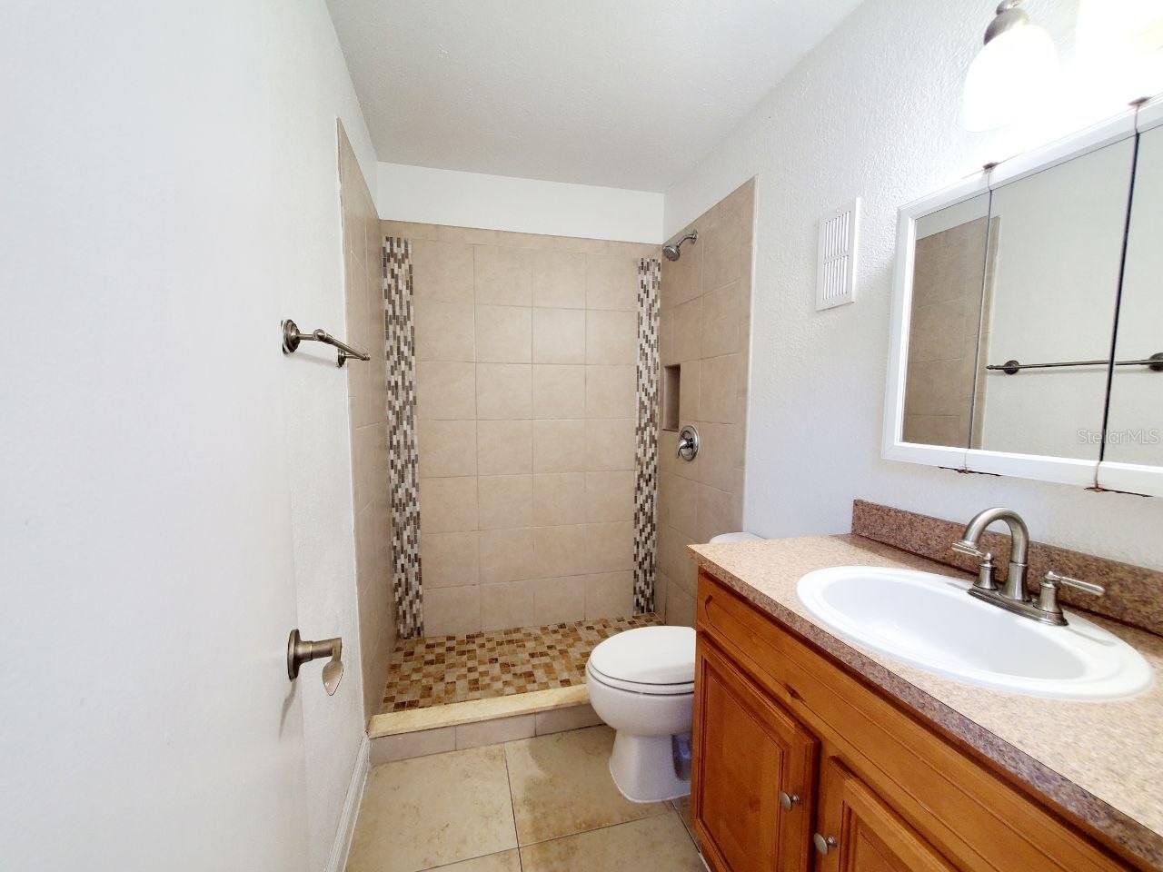 13832 ORANGE SUNSET DR #202, TAMPA, FL, 33618
