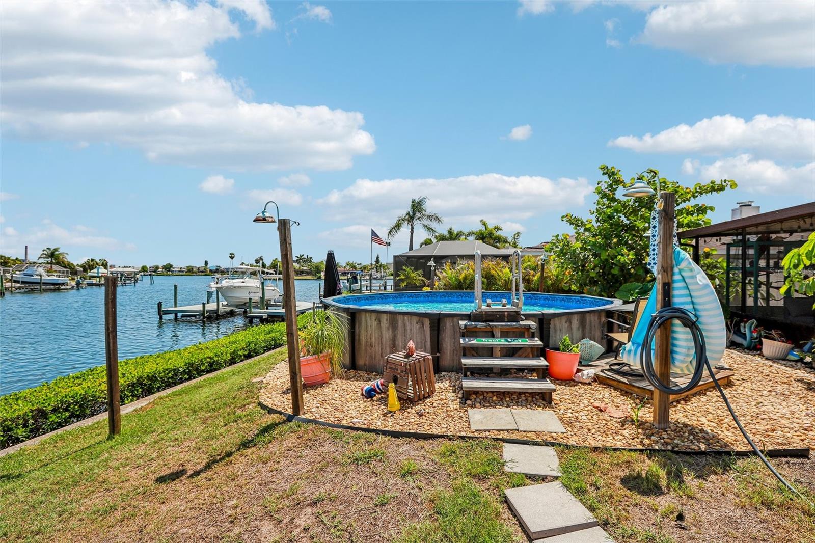 801 FLAMINGO DR, APOLLO BEACH, FL, 33572