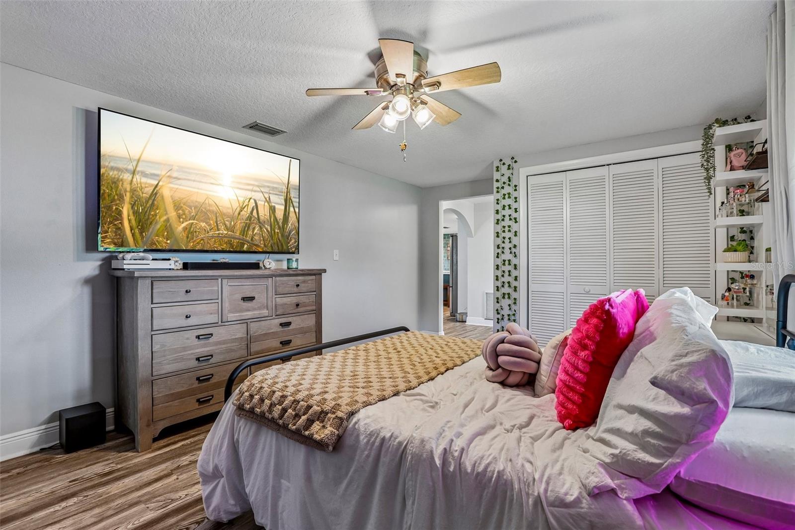 801 FLAMINGO DR, APOLLO BEACH, FL, 33572
