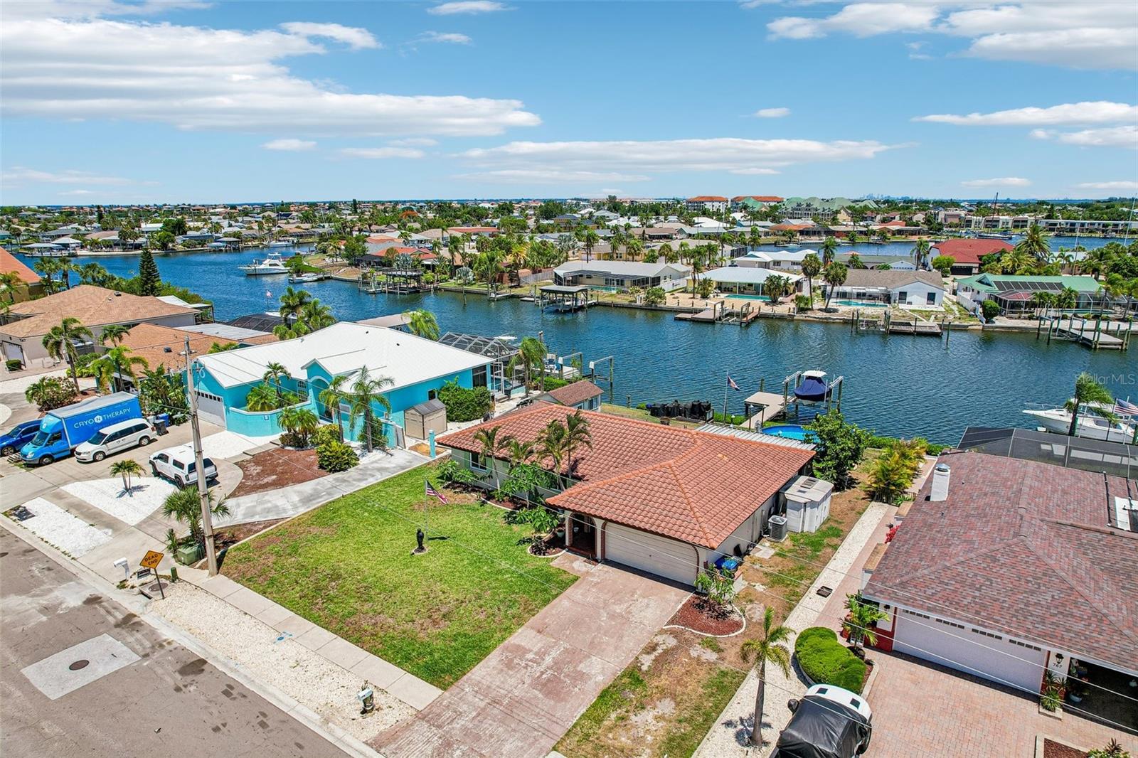 801 FLAMINGO DR, APOLLO BEACH, FL, 33572