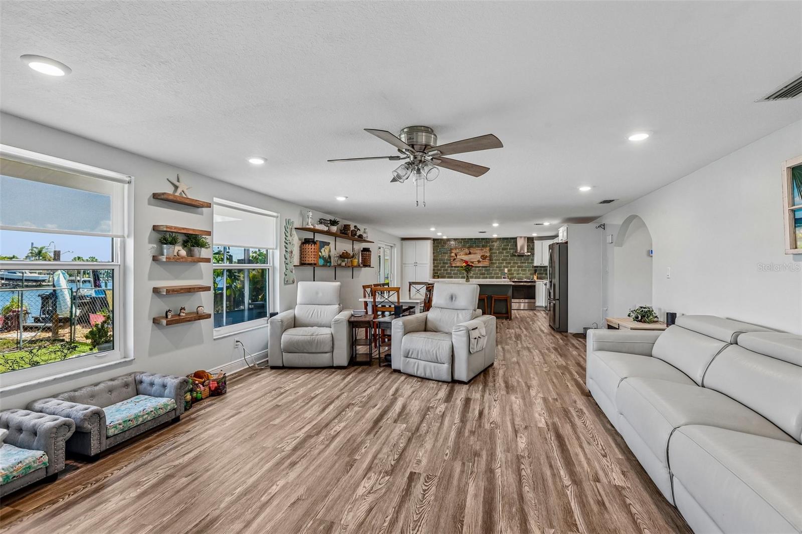 801 FLAMINGO DR, APOLLO BEACH, FL, 33572