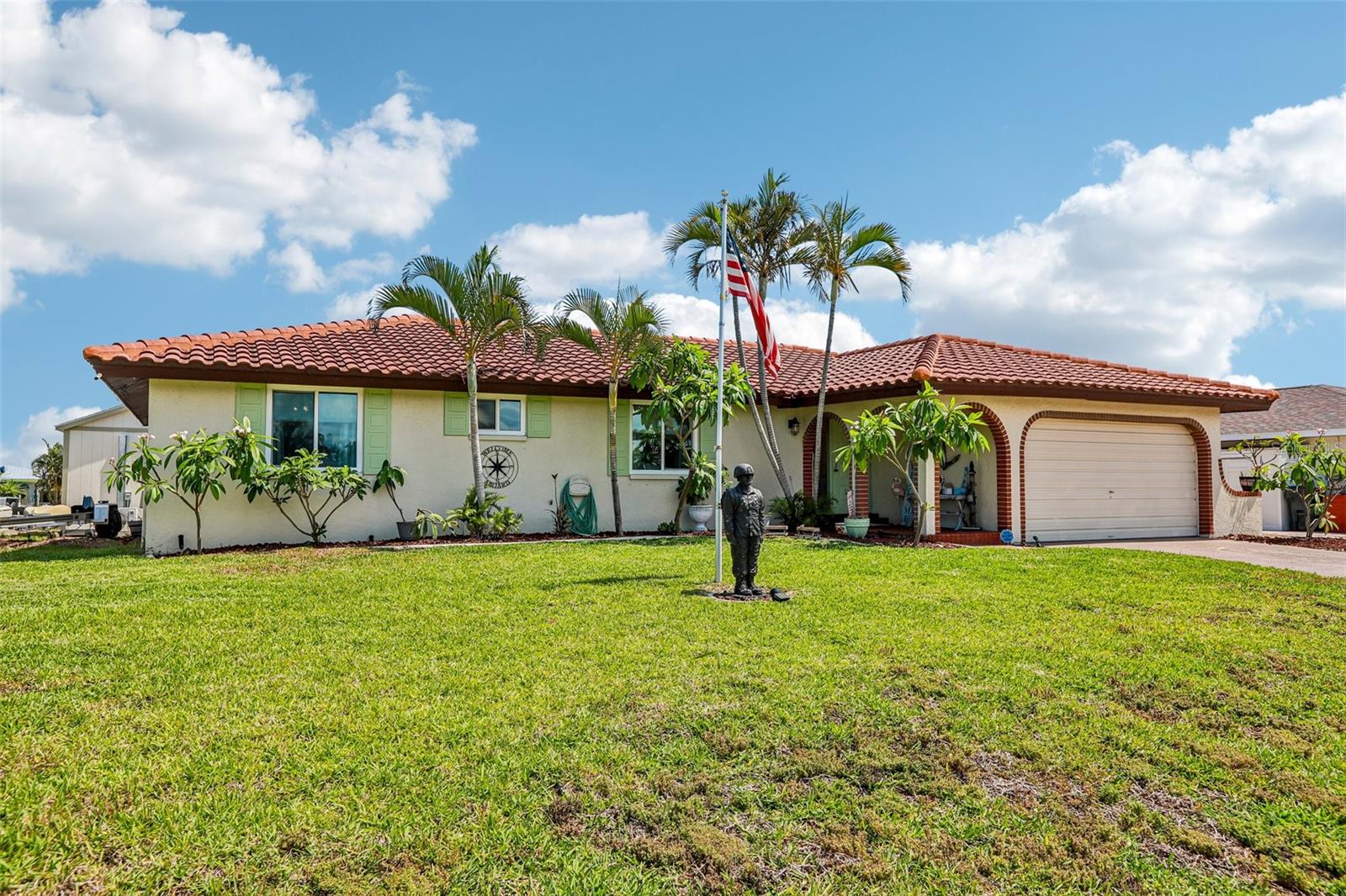 801 FLAMINGO DR, APOLLO BEACH, FL, 33572