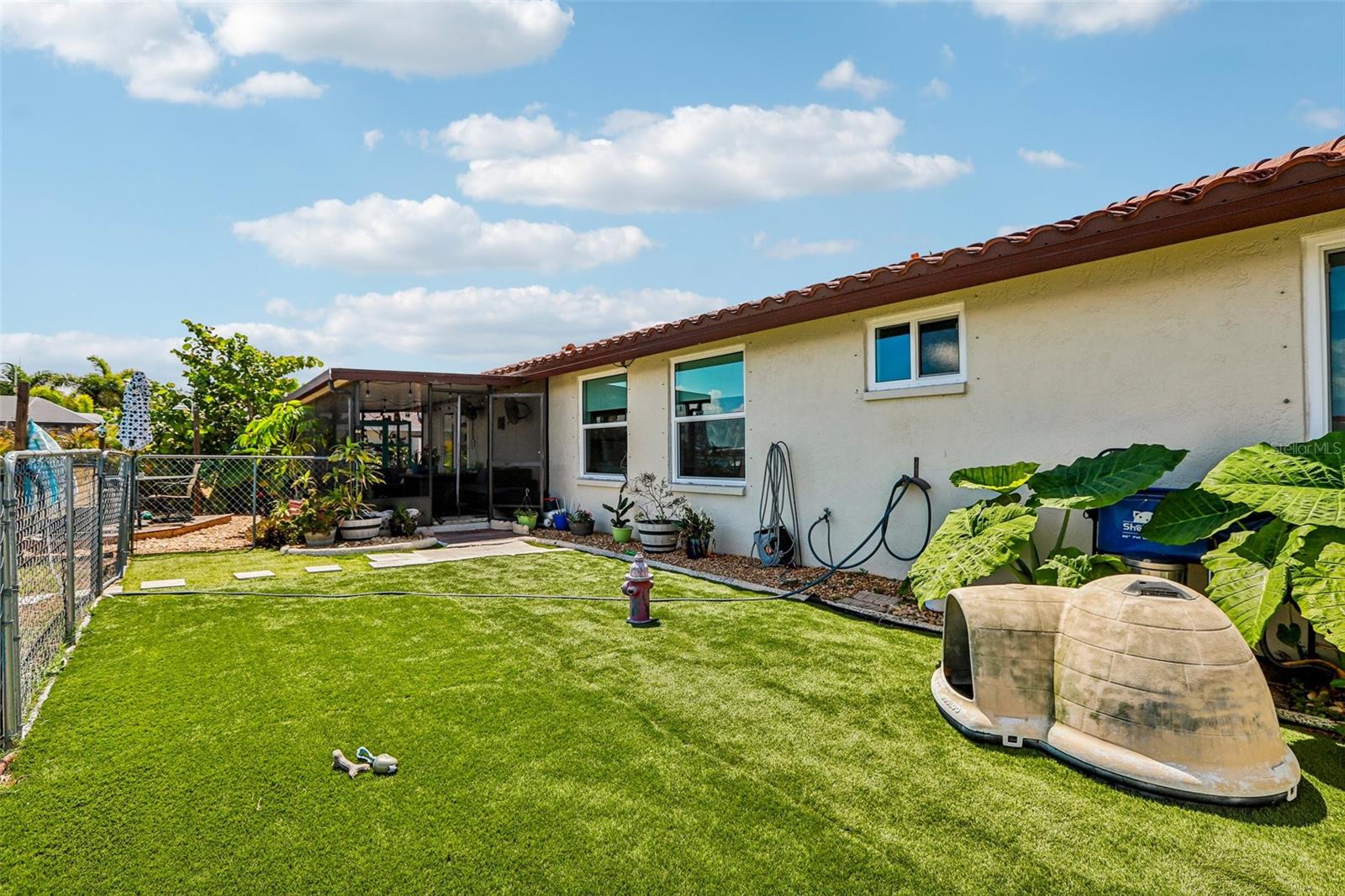 801 FLAMINGO DR, APOLLO BEACH, FL, 33572