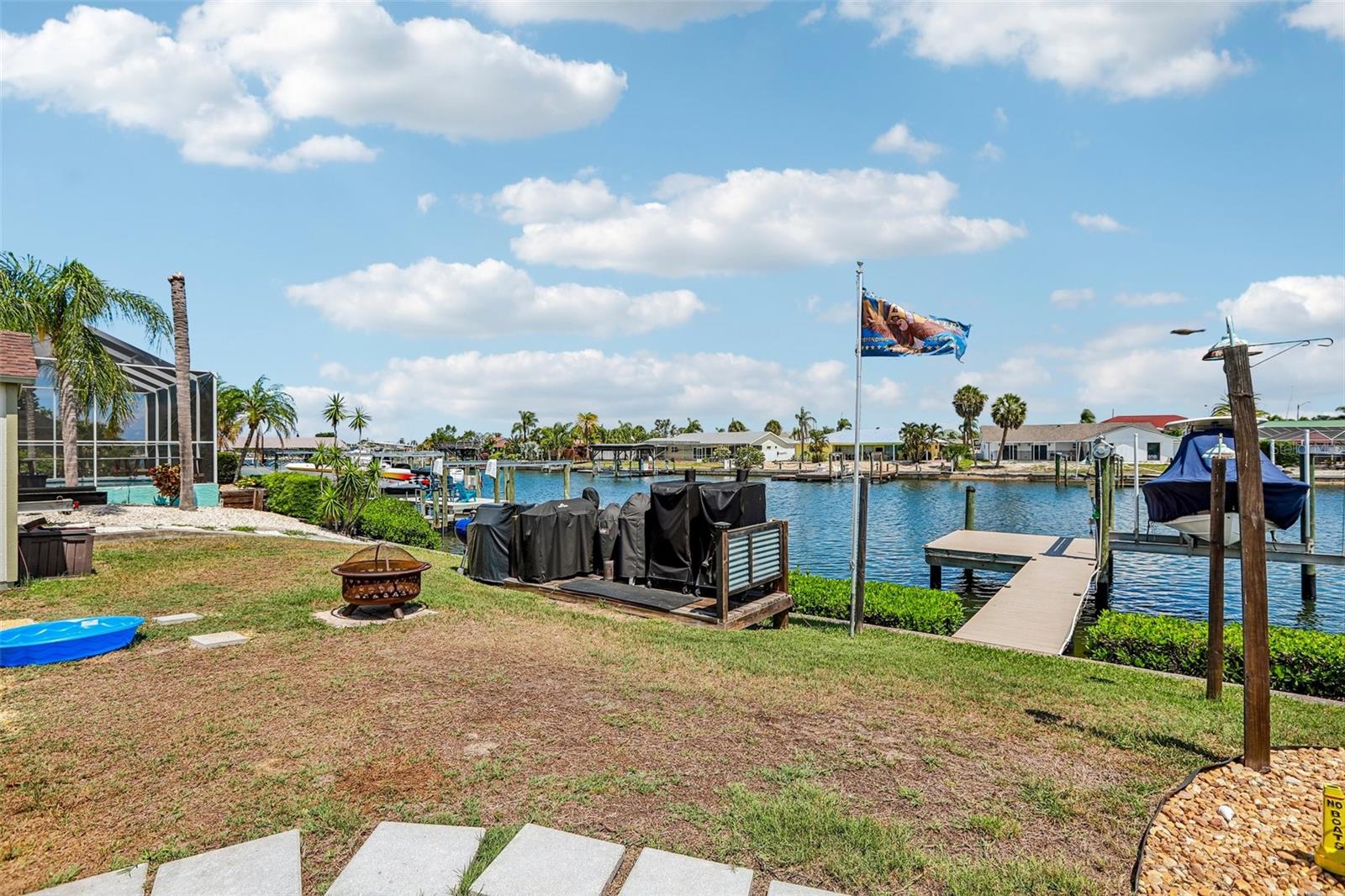 801 FLAMINGO DR, APOLLO BEACH, FL, 33572