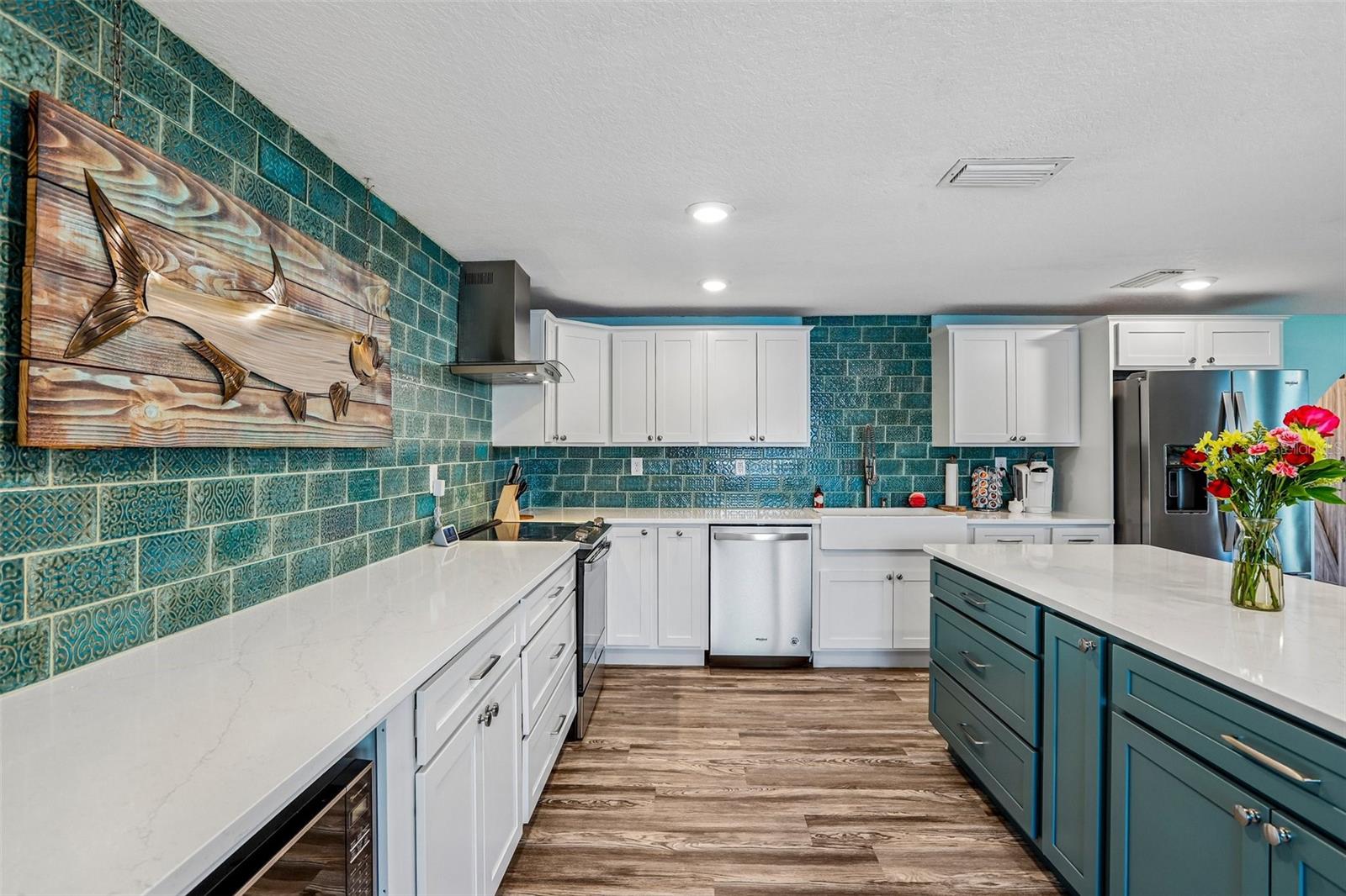 801 FLAMINGO DR, APOLLO BEACH, FL, 33572