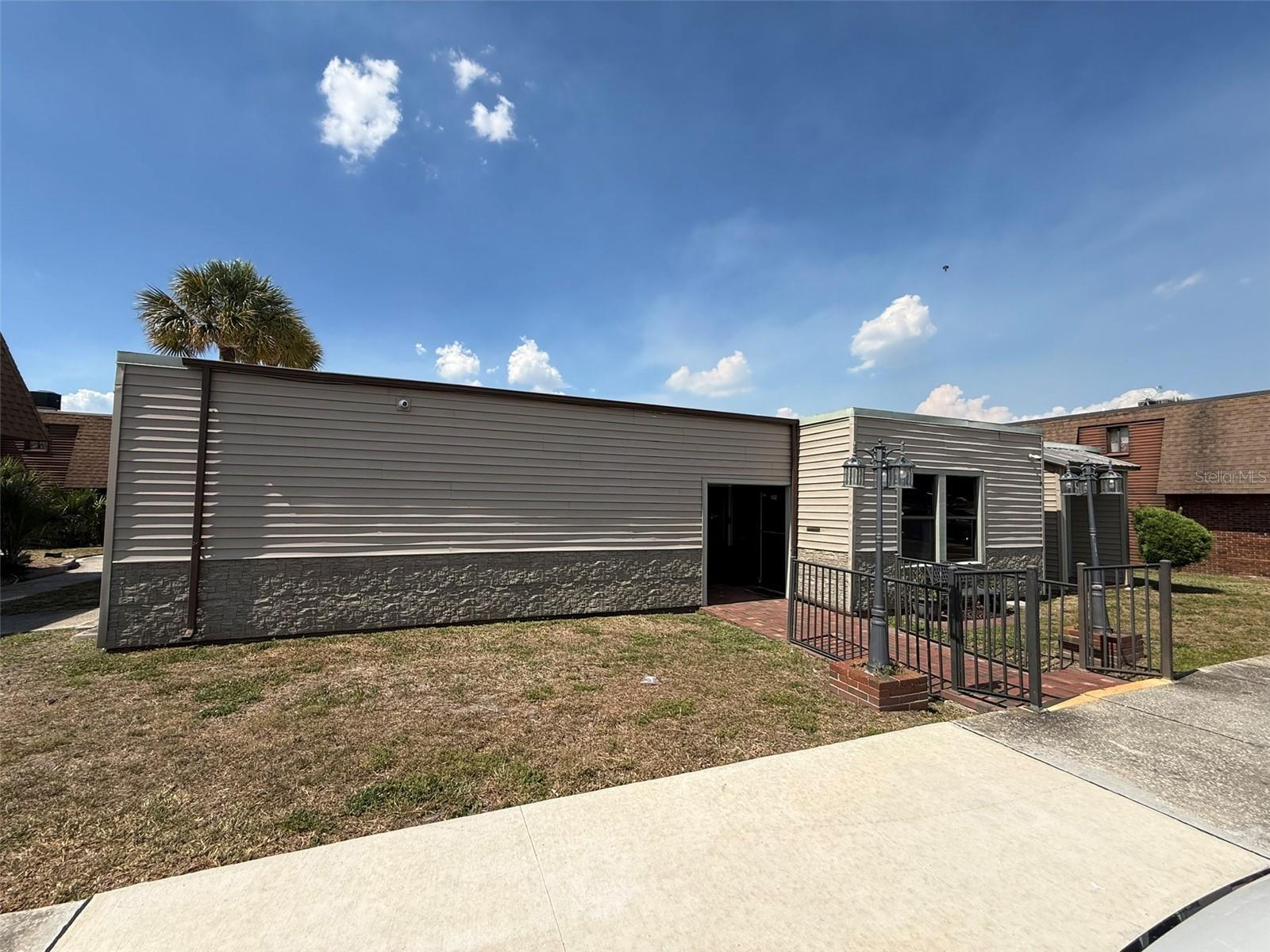 1836 N CRYSTAL LAKE DR #64, LAKELAND, FL, 33801