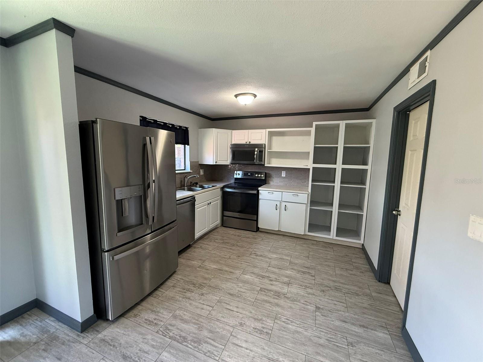1836 N CRYSTAL LAKE DR #64, LAKELAND, FL, 33801