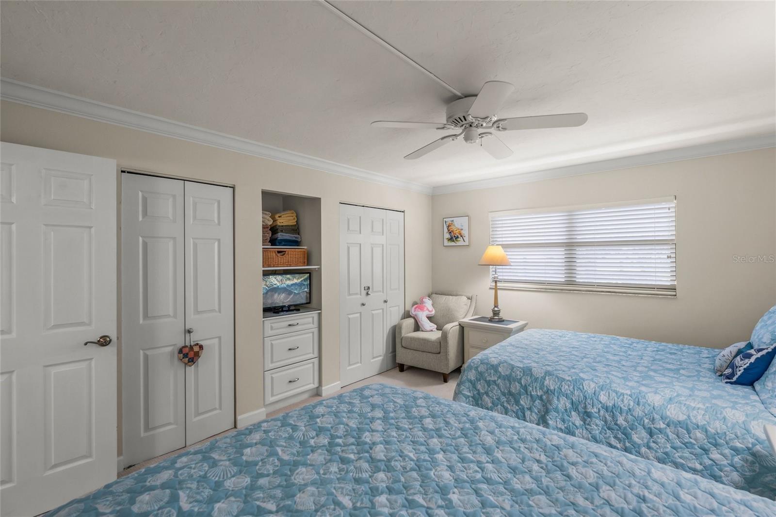 5780 MIDNIGHT PASS RD #B105, SARASOTA, FL, 34242