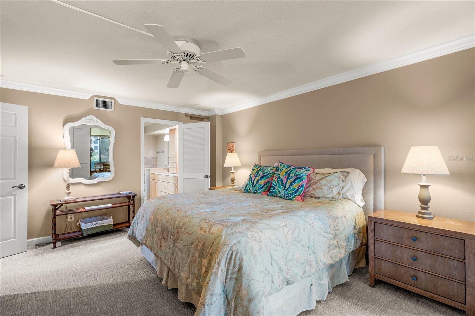 5780 MIDNIGHT PASS RD #B105, SARASOTA, FL, 34242