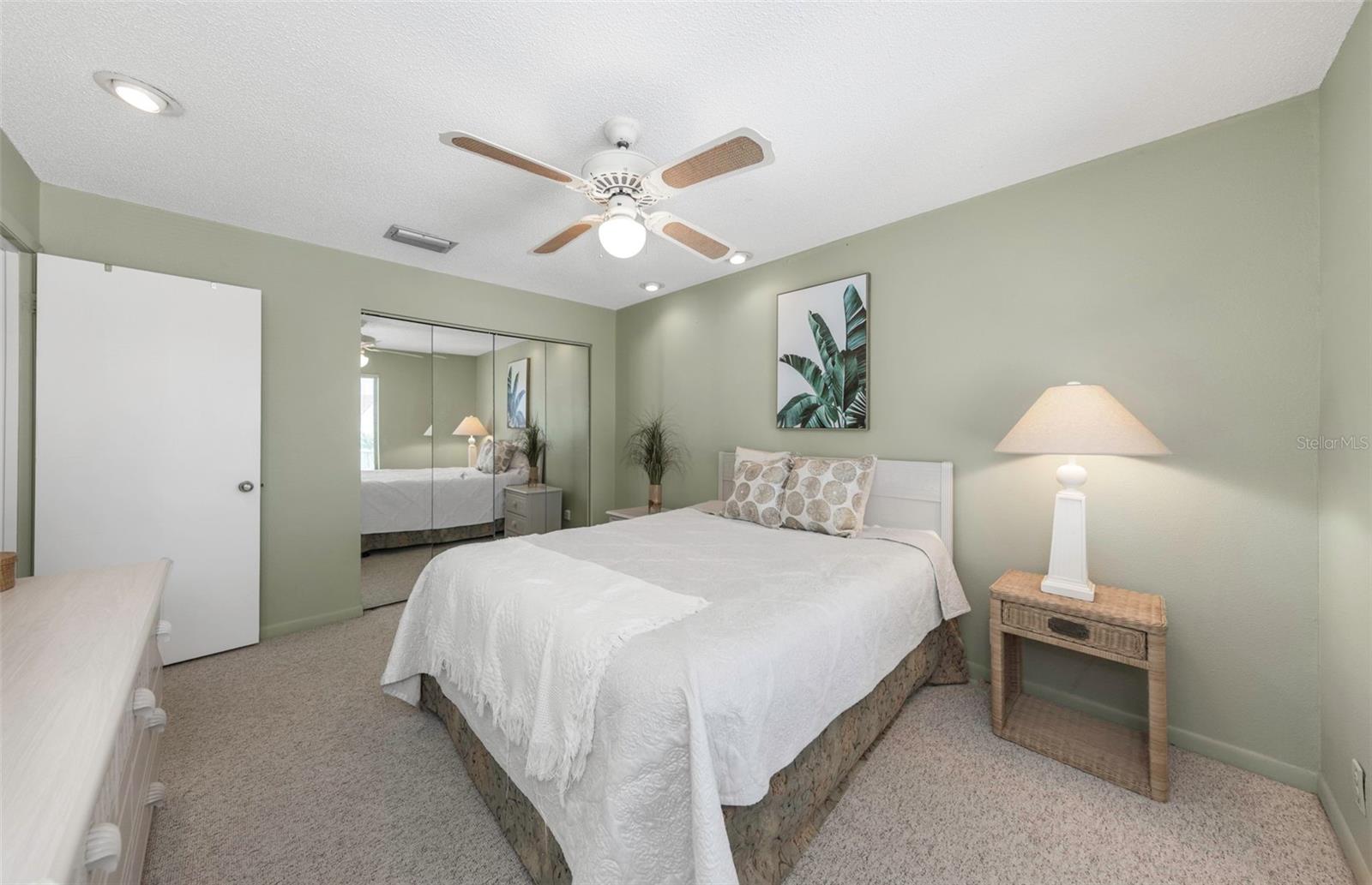 5650 ESCONDIDA BLVD S, ST PETERSBURG, FL, 33715
