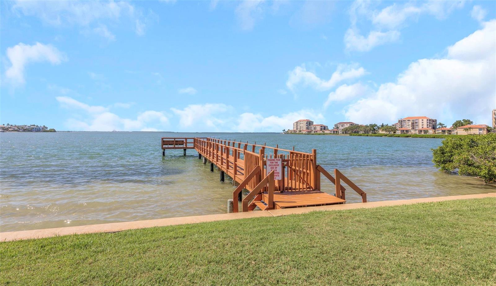 5650 ESCONDIDA BLVD S, ST PETERSBURG, FL, 33715