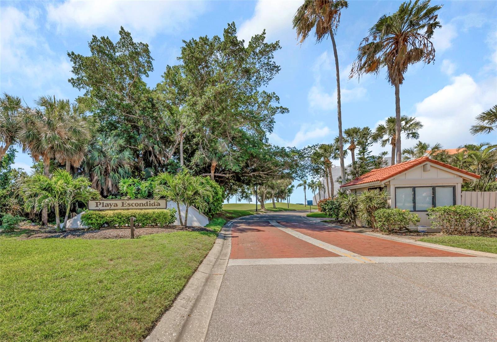 5650 ESCONDIDA BLVD S, ST PETERSBURG, FL, 33715