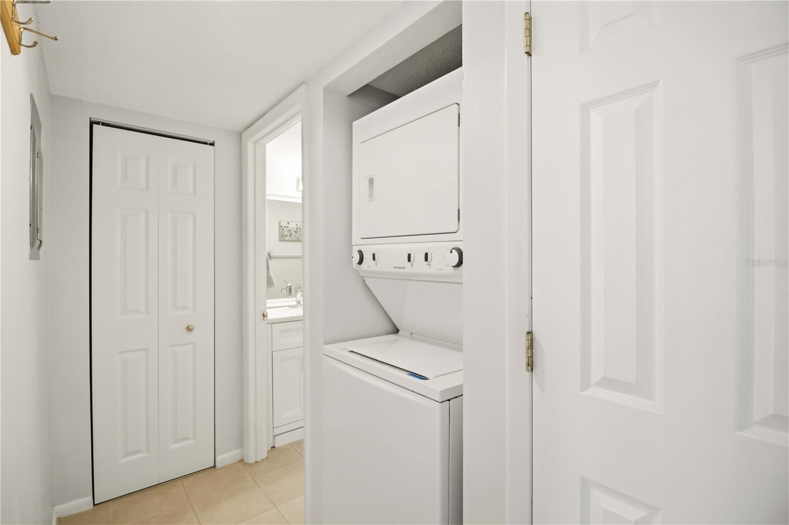 4420 W 46TH AVE W #104, BRADENTON, FL, 34210
