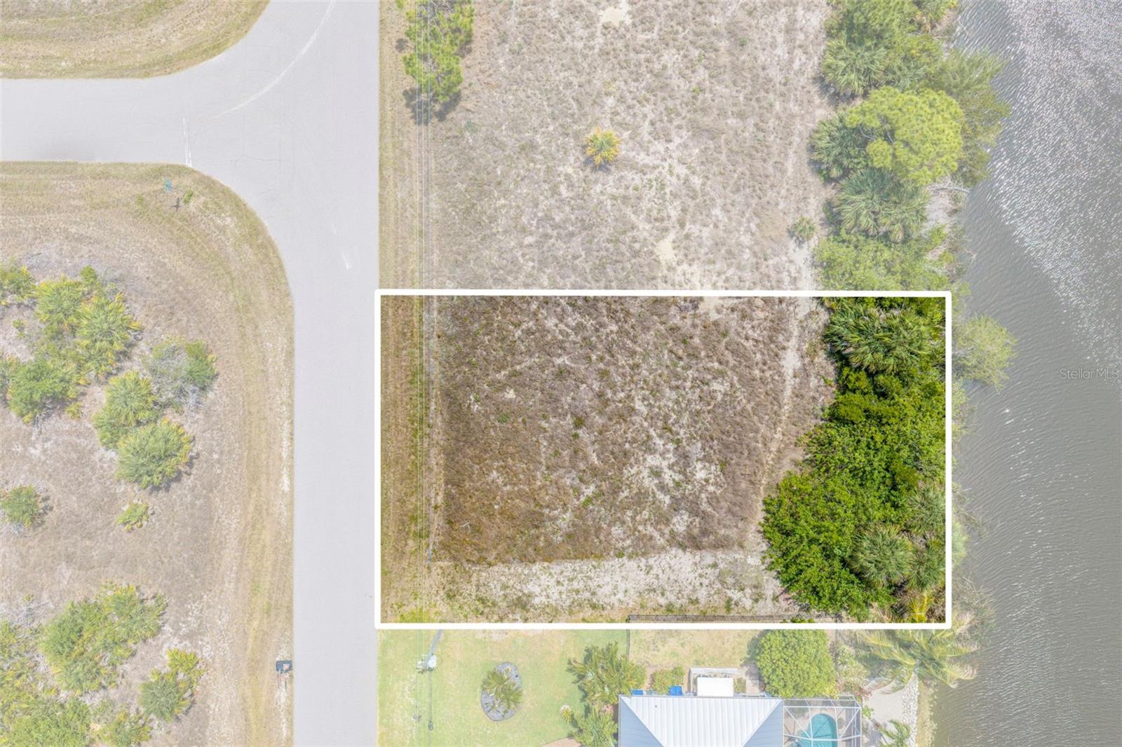 15424 HENNIPEN CIR, PORT CHARLOTTE, FL, 33981