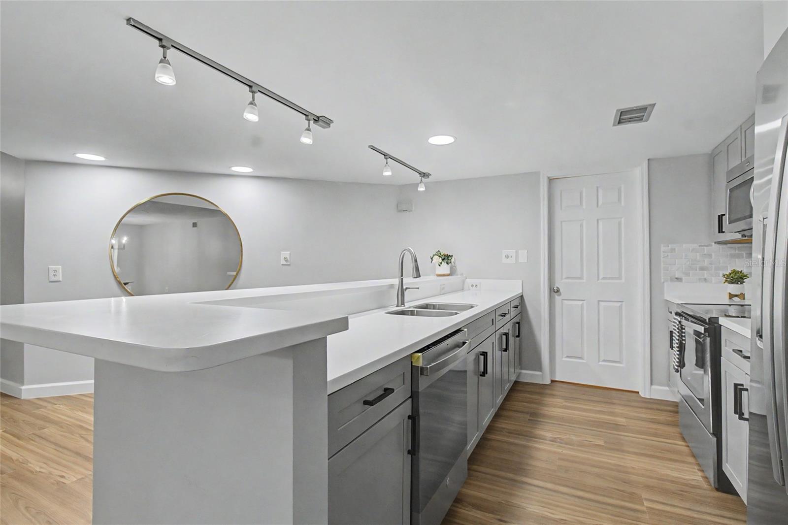2533 DOLLY BAY DR #107, PALM HARBOR, FL, 34684