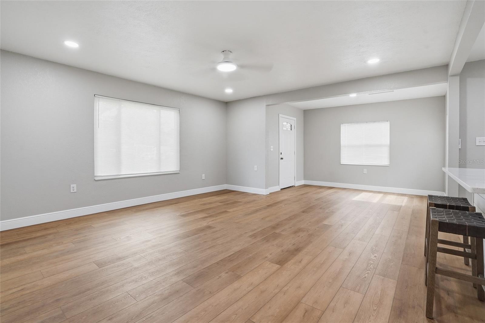 1013 N BASK DR, TAMPA, FL, 33603