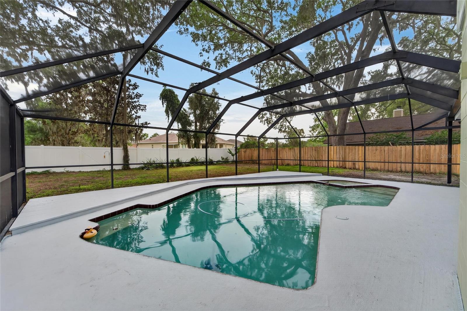 903 OLD DARBY ST, SEFFNER, FL, 33584