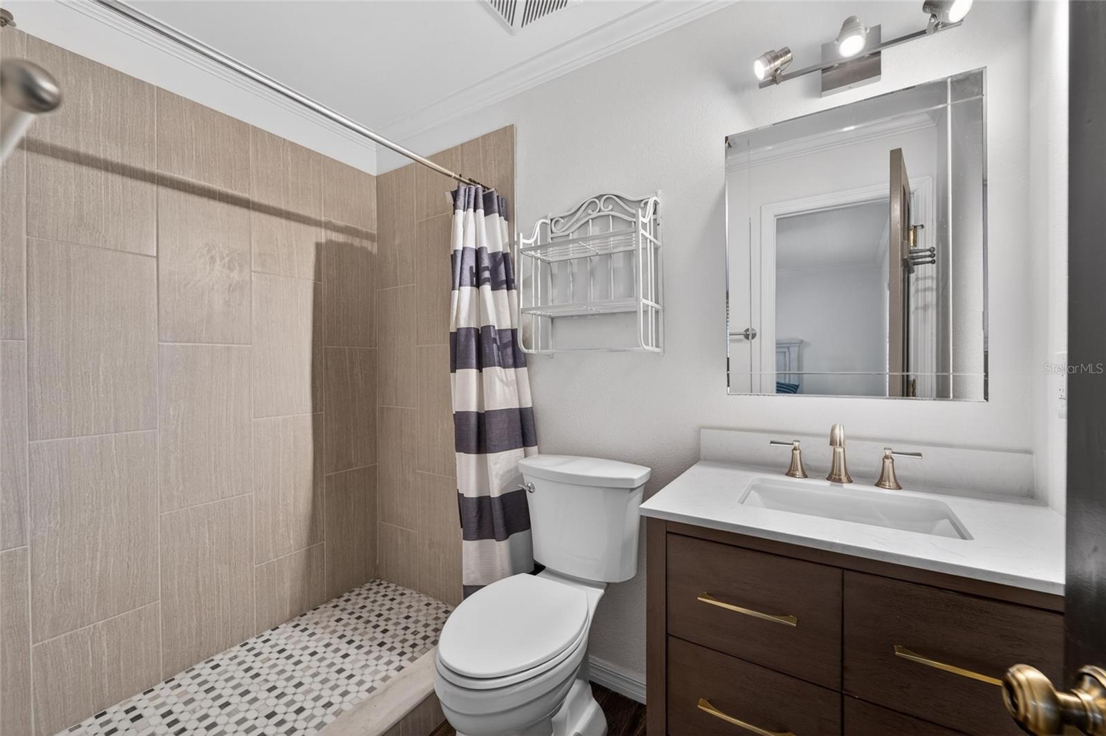 903 OLD DARBY ST, SEFFNER, FL, 33584