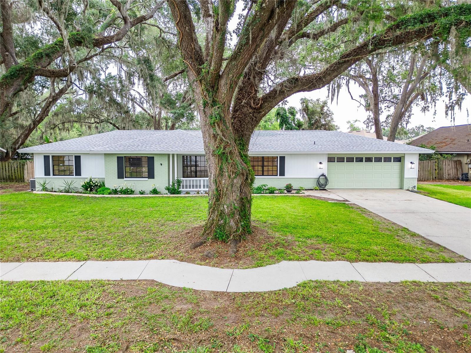 903 OLD DARBY ST, SEFFNER, FL, 33584