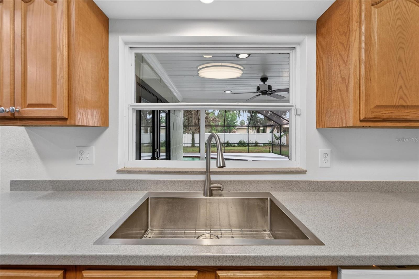 903 OLD DARBY ST, SEFFNER, FL, 33584