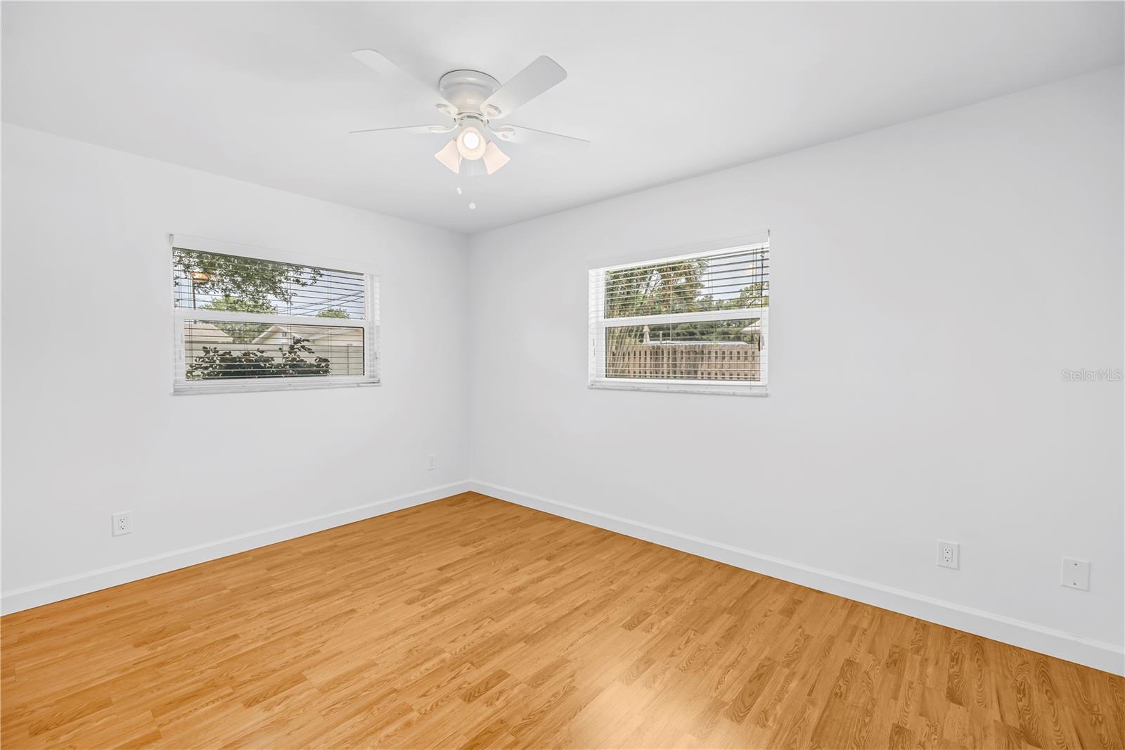 1550 IDLE DR, LARGO, FL, 33756