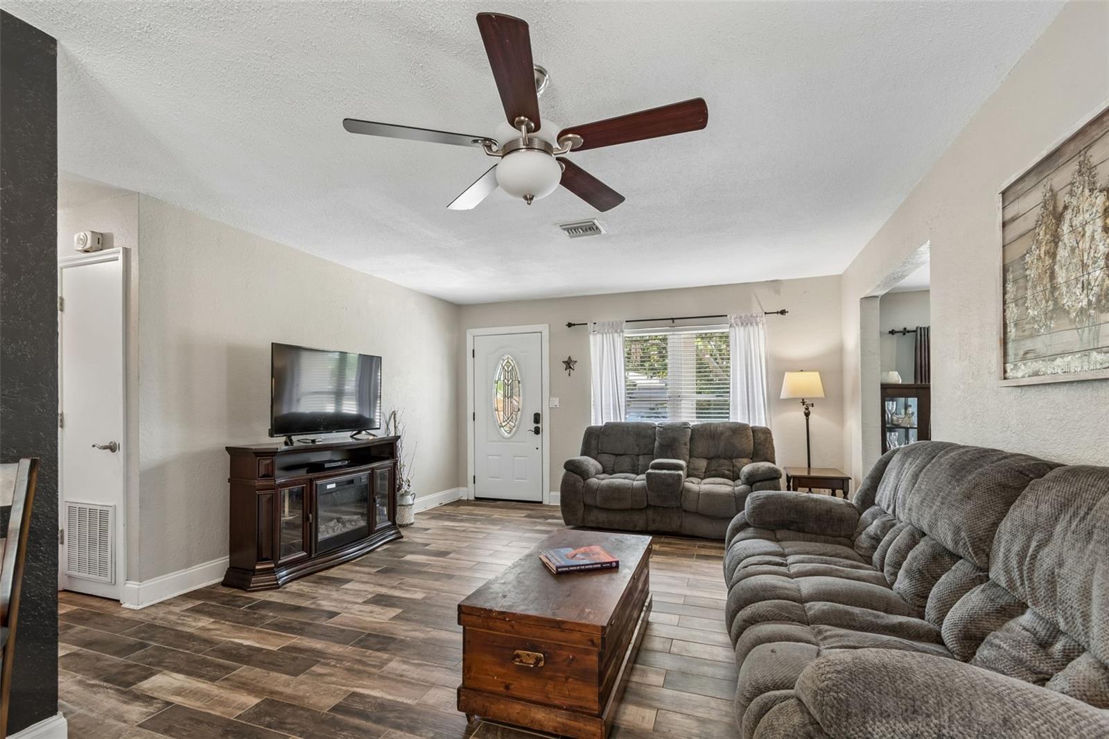 5598 14TH AVE N, ST PETERSBURG, FL, 33710