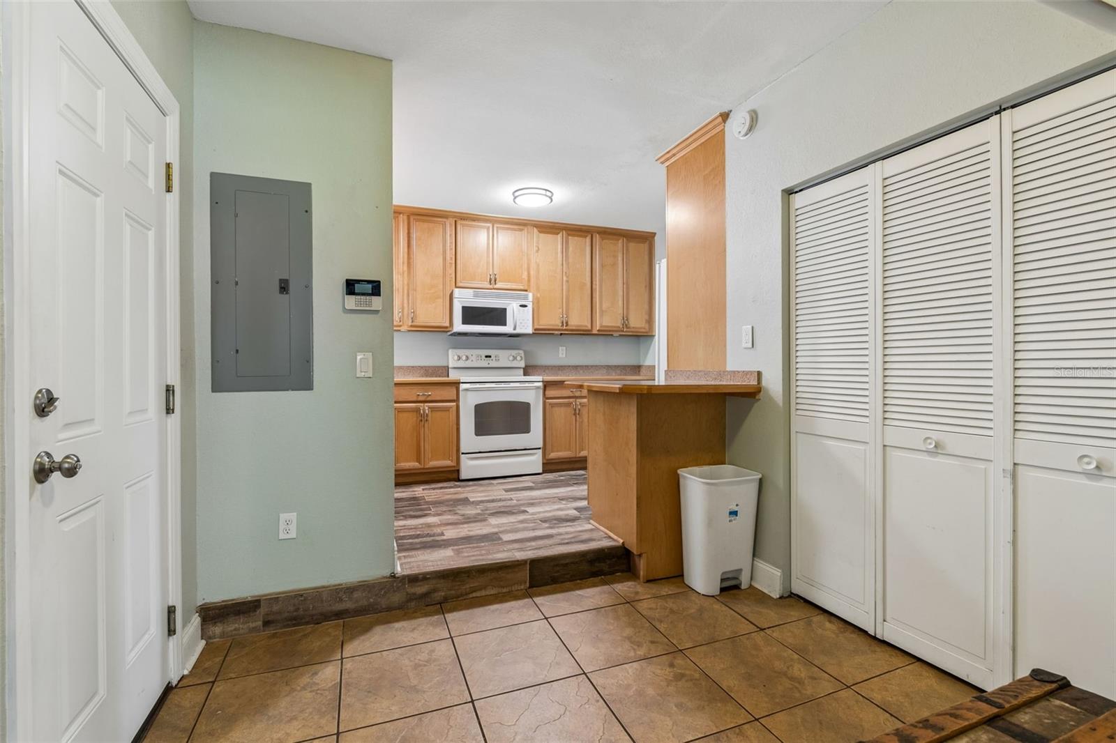 5598 14TH AVE N, ST PETERSBURG, FL, 33710