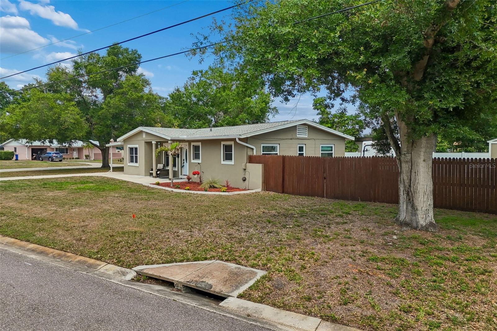 5598 14TH AVE N, ST PETERSBURG, FL, 33710