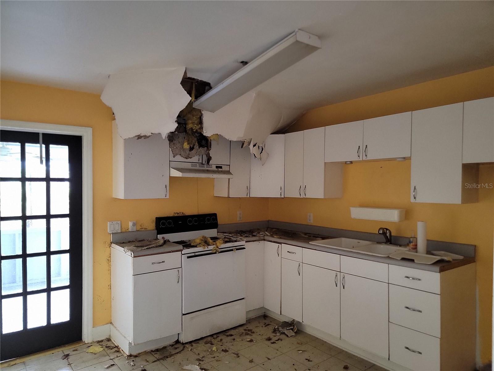 920 LAKE COVE TRL, LAKELAND, FL, 33813