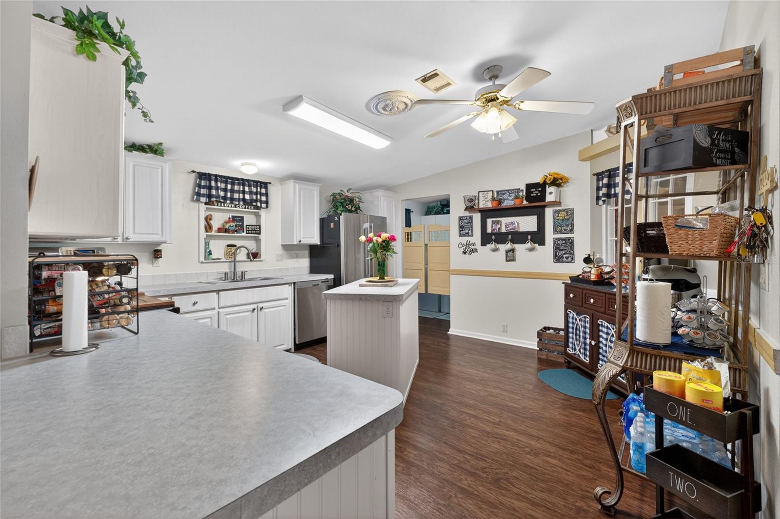 9706 US HIGHWAY 301, DADE CITY, FL, 33525