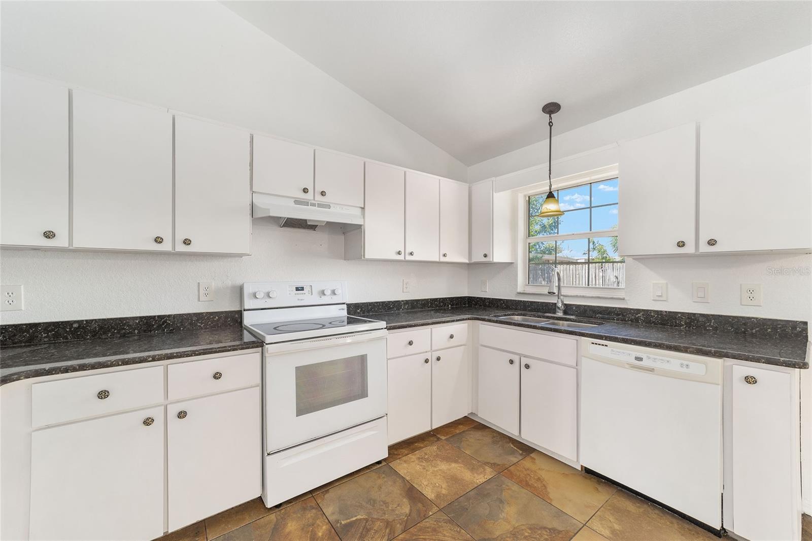 106 REDWOOD TRACK CRSE, OCALA, FL, 34472