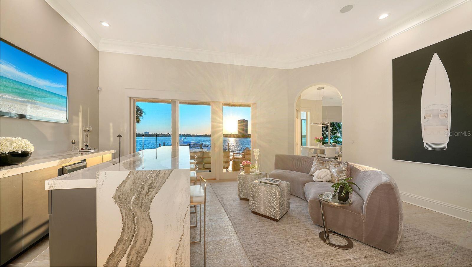 344 W ROYAL FLAMINGO DR, SARASOTA, FL, 34236