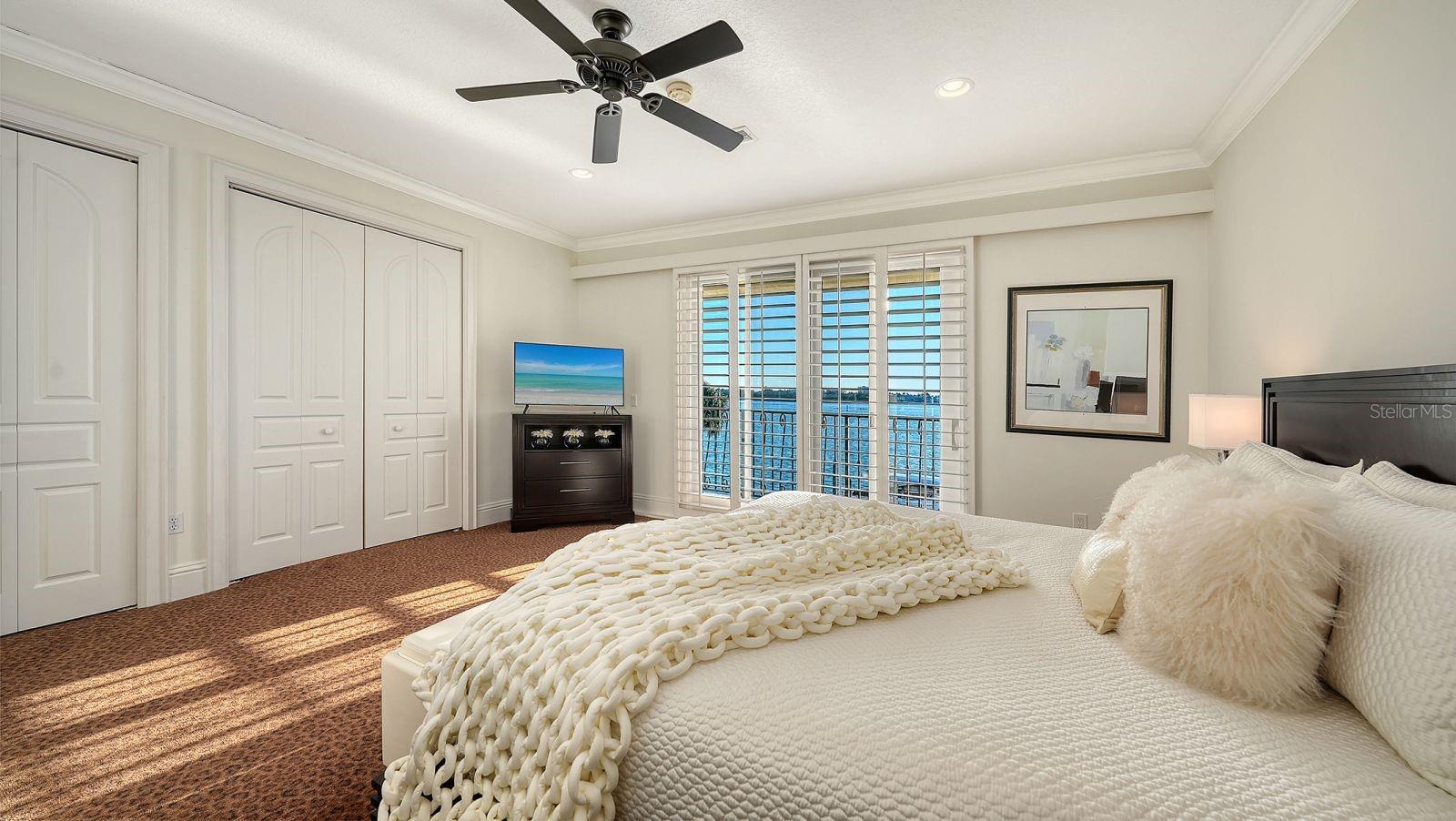 344 W ROYAL FLAMINGO DR, SARASOTA, FL, 34236