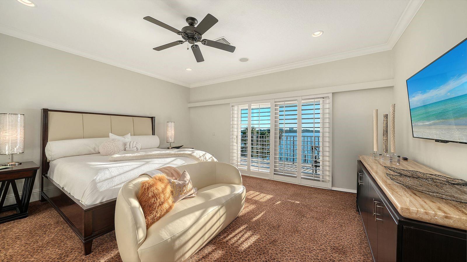 344 W ROYAL FLAMINGO DR, SARASOTA, FL, 34236